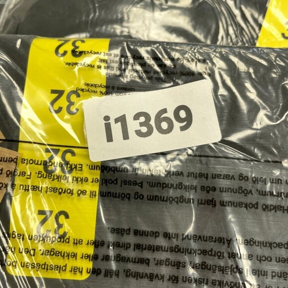 NEW Eddie Bauer Rainier 10” Tech Shorts Men’s 32 Cargo Outdoor Black i1369 - Picture 9 of 9